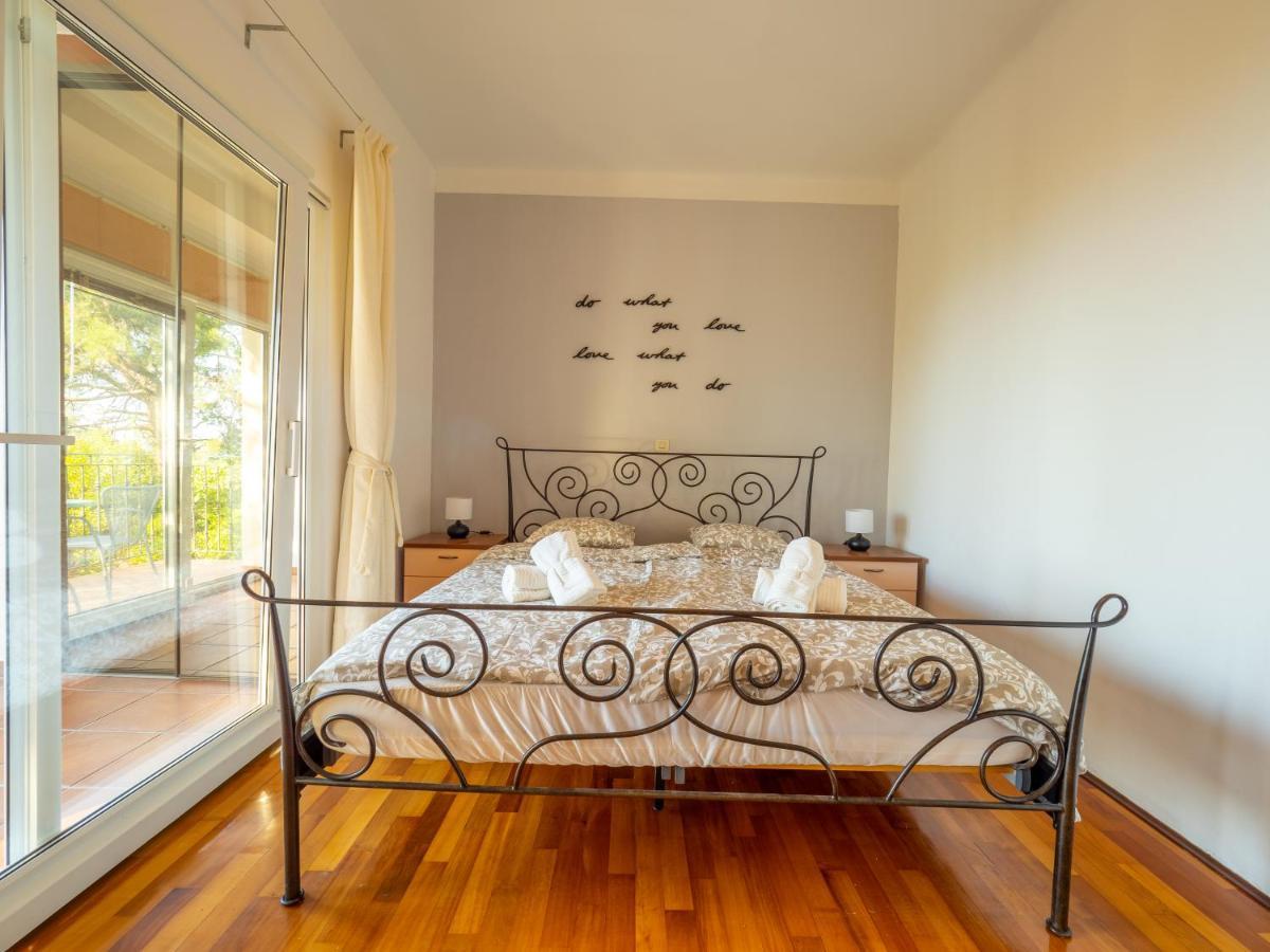 Classy And Sunny Apartment In Rijeka Exterior photo